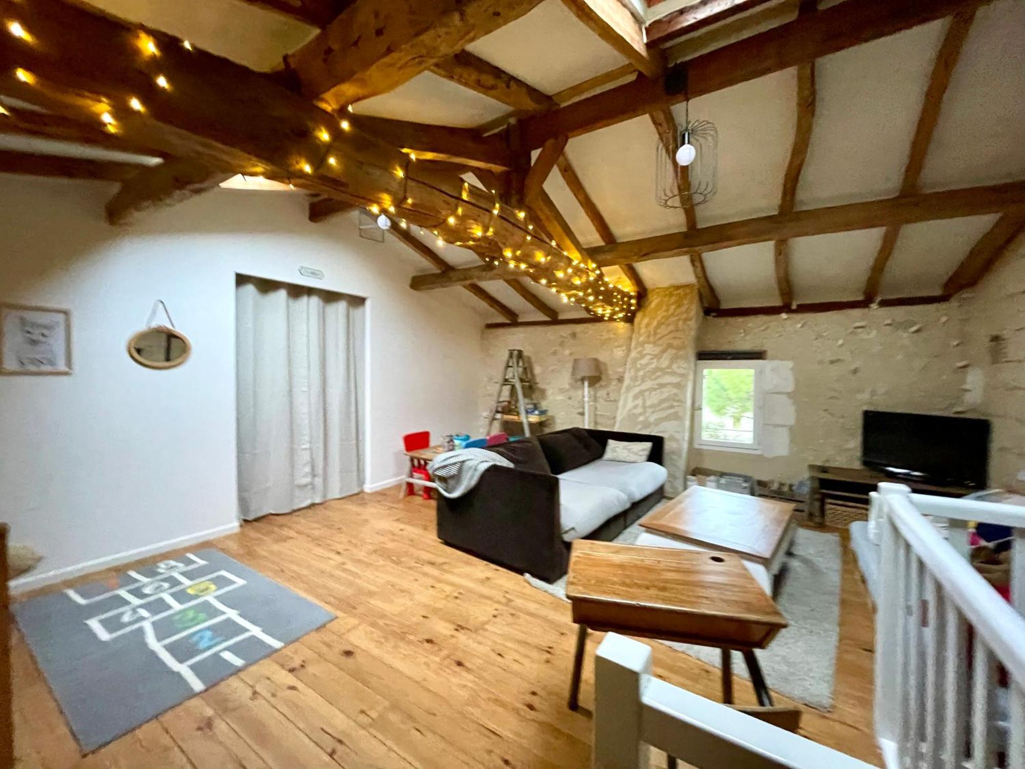 Les Régniers - 1 gîte x4 à 6 et 1 gîte x8 - à réserver ensemble ou séparément Eynesse Esterno foto