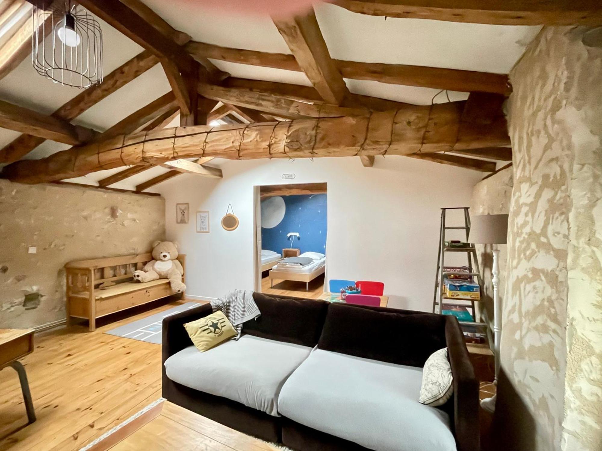 Les Régniers - 1 gîte x4 à 6 et 1 gîte x8 - à réserver ensemble ou séparément Eynesse Esterno foto